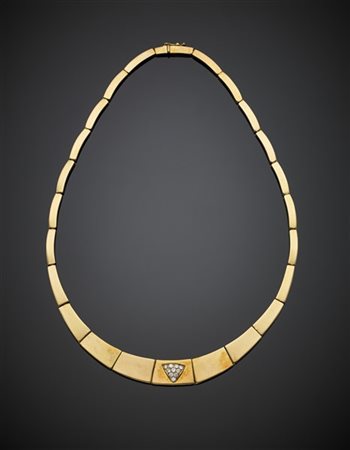 QUADRI
Collier articolato a scalare in oro giallo pavè di diamanti per compless