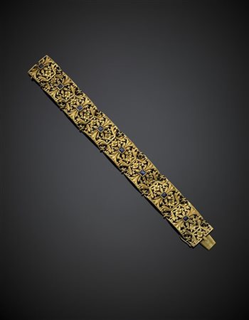 Bracciale modulare in oro giallo cesellato e zaffiri french cut, g 34,83, lungh