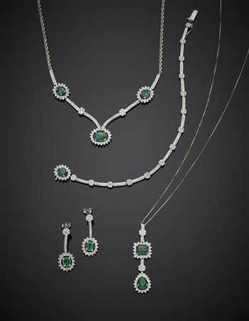 Demi-parure composta da collier, orecchini pendenti, bracciale e una catena con