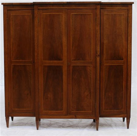 Piccolo armadio a quattro ante con pannelli filettati (cm 160x159x47) (difetti)