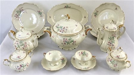 Manifattura tedesca Edelstein Bavaria, Maria Teresa. 
Servizio da tavola in por