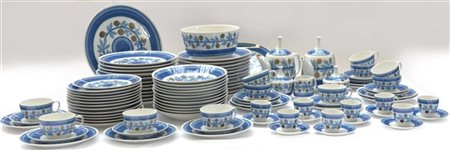 Servizio da tavola in porcellana decorato con rami d'ulivo composto da un'insal