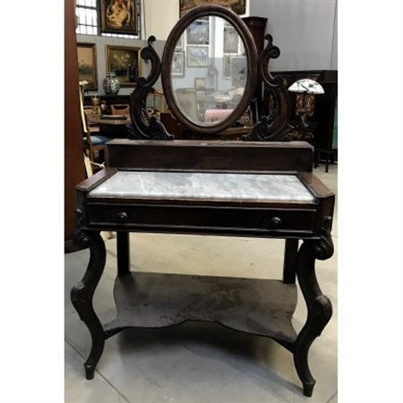 Mobile toilette con sostegni intagliati e sagomati, cassetto nella fascia e pia