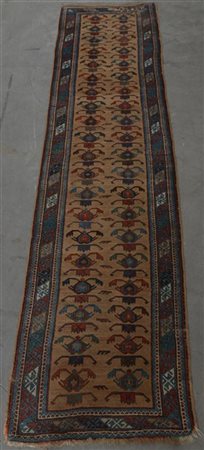 Tappeto Bidjiar, Persia, fine secolo XIX.
Decoro con piccoli medaglioni policro