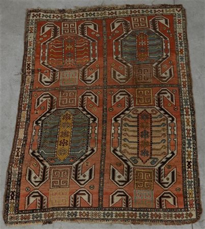 Tappeto Karabagh, Caucaso, fine secolo XIX.
Disegno Lenkoran nei toni del verde