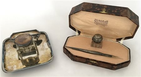 Lotto composto da un calamaio in argento a decoro Liberty in custodia Boggiari