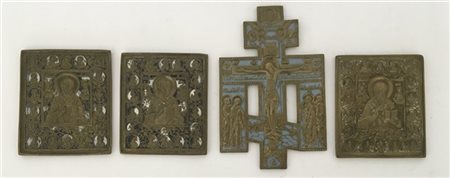 Gruppo di quattro icone da viaggio in bronzo decorate a smalti. Russia, secolo