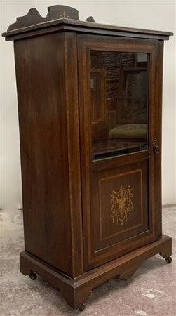 Vetrinetta ad una anta parte inferiore intarsiata a motivi vegetali, alzatina s