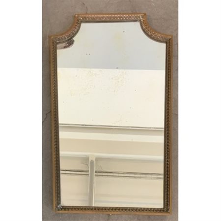 Specchiera con cornice in metallo di forma leggermente svasata (cm 31.5x51) (li