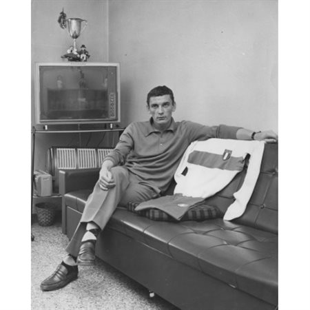 Gigi Riva 1968 ca.

Fotografia originale alla gelatina sali d'argento.