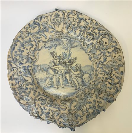 Manifattura italiana sec. XIX, piatto da parete in maiolica decorato in monocro