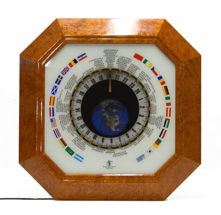 Meccanismo con i fusi orari delle principali capitali, in cornice radicata (cm