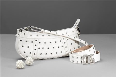 DOLCE & GABBANA e anonimi
Lotto composto da una borsetta a tracolla in pelle ma
