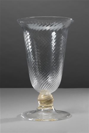 CRISTALLERIA ETRURIA
Vaso in cristallo con superficie a costolature spiraliform