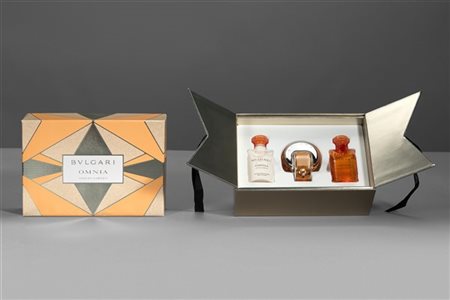 BULGARI
Confezione di profumo Omnia con due prodotti di bellezza per il viso