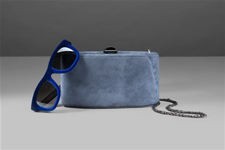 RODO, ITALIA INDIPENDENT
Lotto composto da una pochette con tracolla in suede c