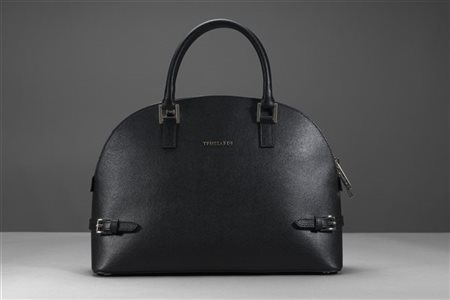 TRUSSARDI 
Brosa a braccio a due manici modello a ricordare la borsa Bolide in