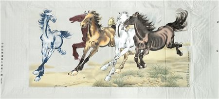 Seta stampata raffigurante cavalli in corsa su fondo grigio perla. Produzione D