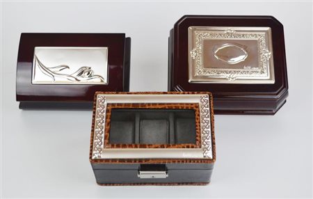 PORTAGIOIE E PORTAOROLOGI IN LEGNO E ARGENTO realizzati in legno e...