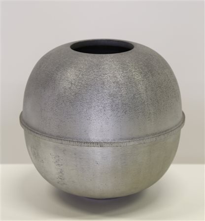 LORENZO BURCHIELLARO Vaso sferico.