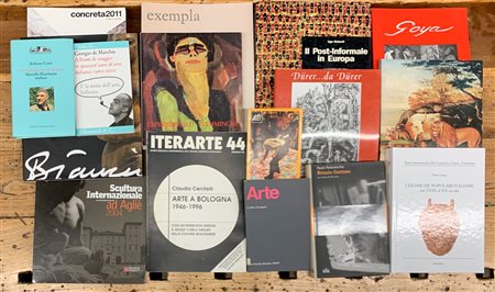 AUTORI VARI - Lotto unico di 9 cataloghi e alcuni saggi