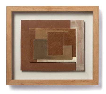 Ben Nicholson "Aug 1960 (Milan)" 1960
olio e rilievi su tavola
cm 22x27
Firmato,
