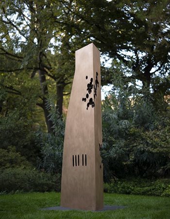 Kenjiro Azuma "Mu" 1966 circa
bronzo parzialmente patinato
cm 196x83x33
Firmato