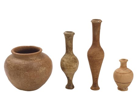 LOTTO DI QUATTRO VASI DATAZIONE: VI-I sec. a.C. MATERIA E TECNICA: argilla...