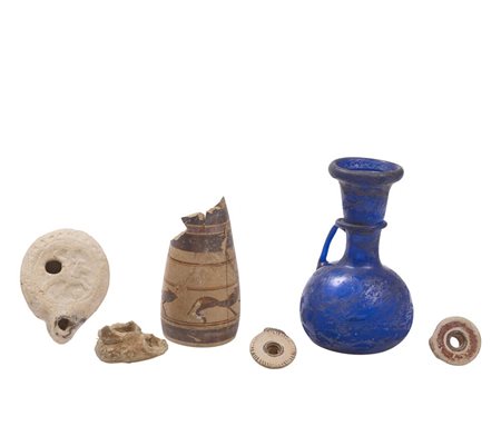 LOTTO DI VASI E FRAMMENTI DATAZIONE: VI-I sec. a.C. e XX sec. d. C. MATERIA E...