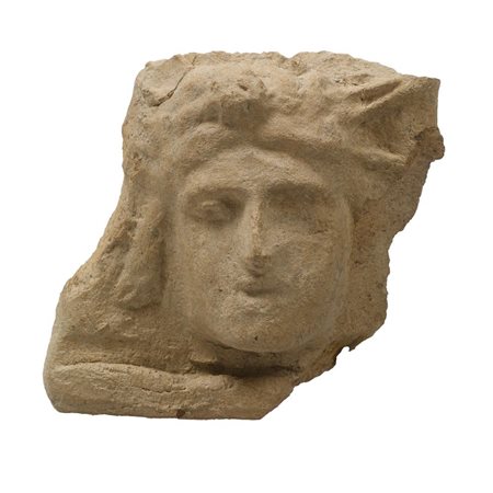 LASTRA DECORATIVA DATAZIONE: III sec. a. C. MATERIA E TECNICA: impasto rosato...