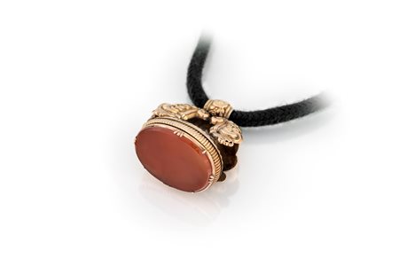 CIONDOLO CON CORNIOLA