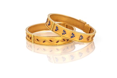 BRACCIALI CON SMALTI