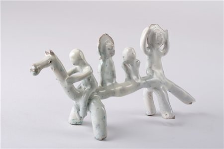 Fausto Melotti "Bambini" 1955 circa
ceramica smaltata policroma
cm 9,2x21

Opera