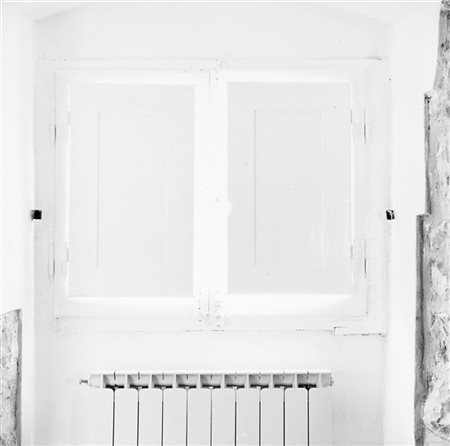 FERRUCCIO FERRONI ( 1920 -  2007 )    Bianco 1960 ca.    Stampa fotografica vintage alla gelatina sali d'argento.