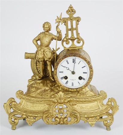 PENDOLA DA TAVOLO IN ANTIMONIO DORATO E CESELLATO Francia secolo xIx al...