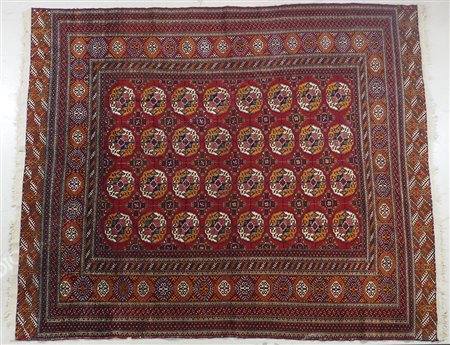 Tappeto Boukhara, cm. 210x260.