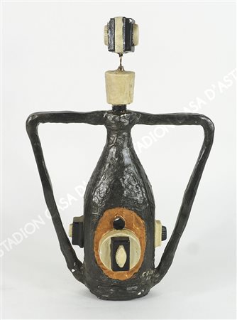 Sabino Coloni Trieste 1931-1975 Bottiglia in vetro decorata e dipinta....