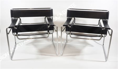 Knoll: coppia di poltrone modell Wassily in tubolari d'acciaio e cuoio....