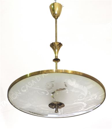 Fontana Arte: lampada a sospensione in vetro e ottone.Disegno di P. Chiesa,...