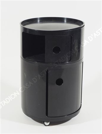 Kartell: mobiletto cilindrico nero modello 4953. Disegno di A. Castelli...