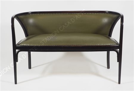 Thonet: salotto in legno composto da divano a 2 posti e coppia di...