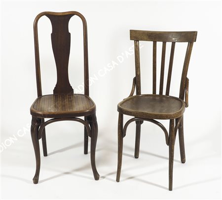 Lotto di 2 coppie di sedie in legno, una coppia con etichetta Fischel Wien.