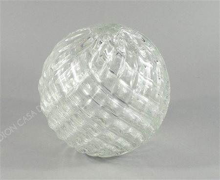 Venini: vaso in vetro "diamante". Firma all'acido sotto la base, 1934. H. cm....