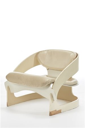 Joe Colombo Poltrona modello "4801". Produzione Kartell, Milano, 1964. Multistra