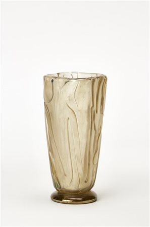 Barovier & Toso Vaso in vetro soffiato pagliesco, corpo rastremato a sezione qua