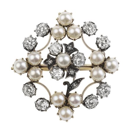 SPILLA IN ORO GIALLO, ARGENTO, DIAMANTI E PERLE NATURALI realizzata con...