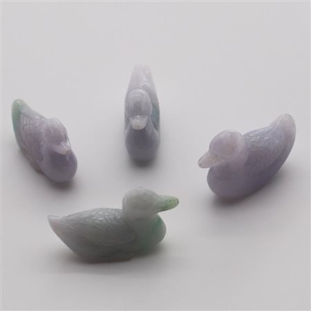 LOTTO DI GIADE, CINA, XX SECOLO dim. cm 2x3x0,7, g 51 totali