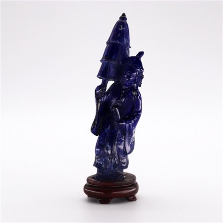 SCULTURA IN LAPISLAZZULI, CINA, XX SECOLO dim. lapis cm 16x4,5, g 270 lordi