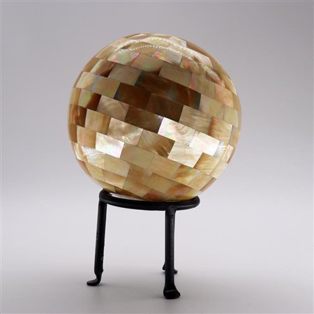 SFERA IN MADREPERLA diam. cm 16