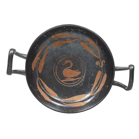 KYLIX APULA SUDDIPINTA DATAZIONE: prima metà IV sec a. C. MATERIA E TECNICA:...